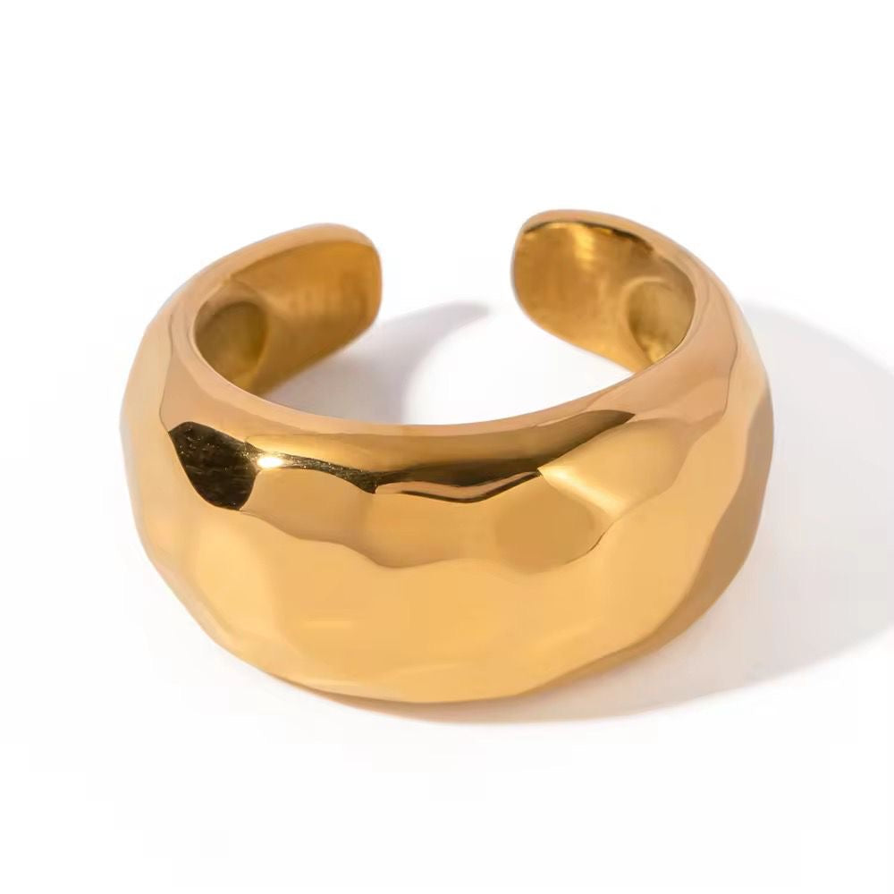 SJ 495 - Thick chunky ring- premium collection - 18k Gold PVD plated stainless steel - Anti tarnish - Wholesale