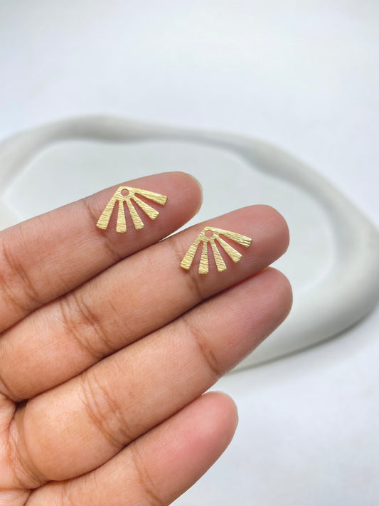 SS 2949 Textured Fan Brass Charm ( 1 pc ) ( 15:10 mm )