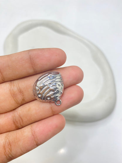 SS 2569 Conch shell charm silver plated stainless steel ( 1 piece ) Anti tarnish