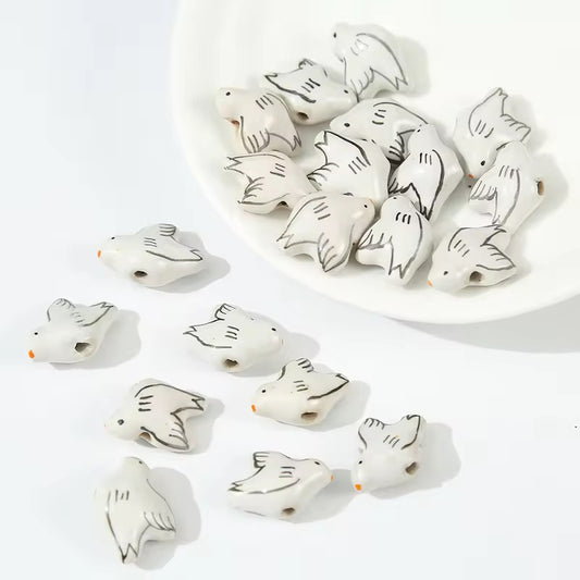 CB 932 Birdie porcelain ceramic bead ( 1 pc )