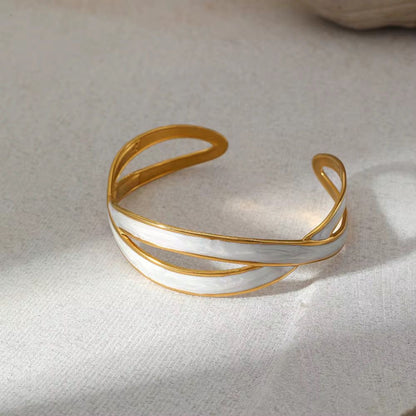 SJ 918 White Enamel wavy cuff bracelet - 18k Gold PVD plated stainless steel - Anti tarnish