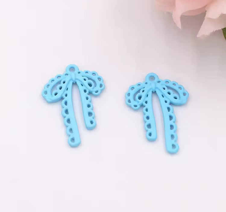 APC04X Bow Spray painted Charm ( 1 pc ) High Quality Alloy ( 28:20 mm )