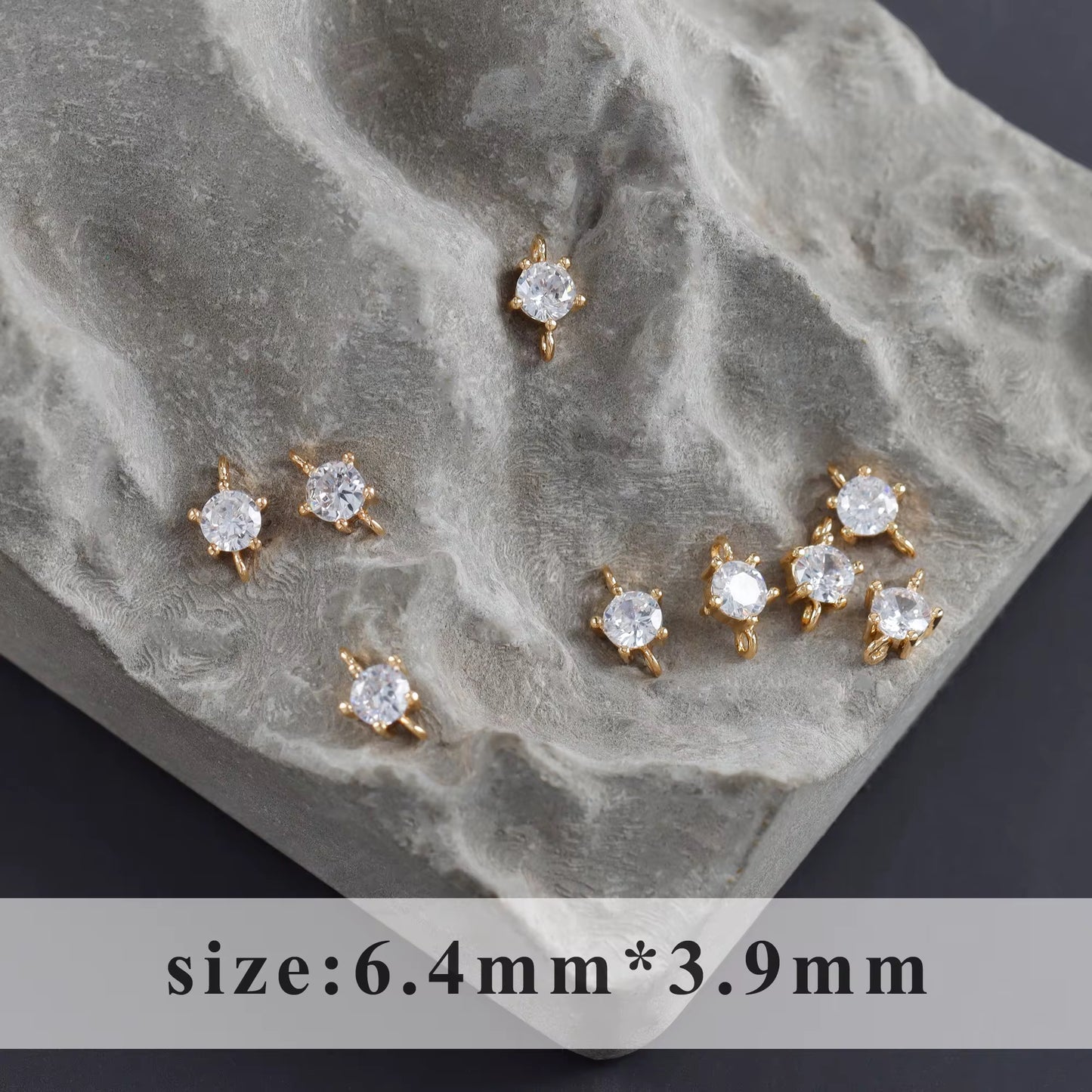 SS 3038 Orangish Red Tiny Zircon Connector Charm 18k Gold plated ( 1 pc ) Anti tarnish ( 6.4:3.9 mm )