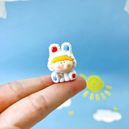 RM06T Cute baby resin charm ( 1 pc ) with / without Hook