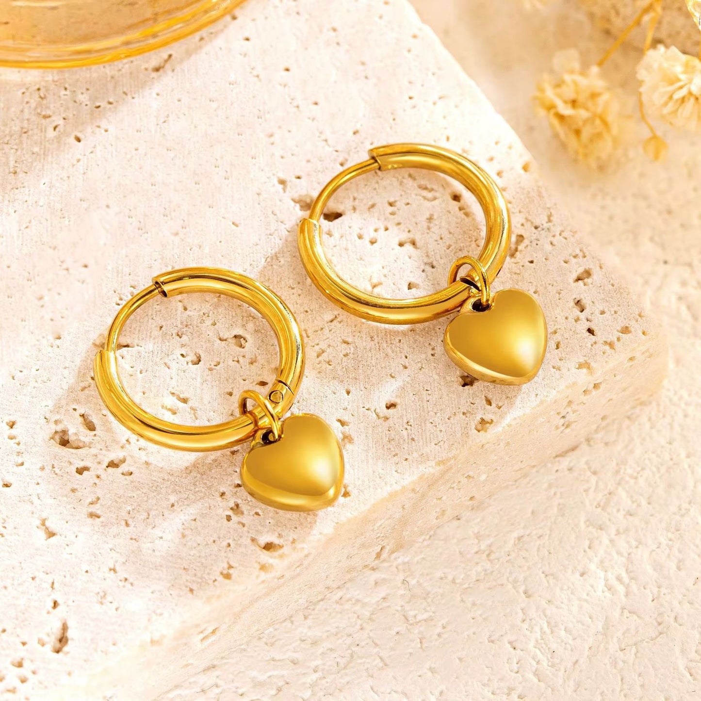 SJ 823 Dainty Heart Hoop Earrings - 18k Gold PVD plated stainless steel - Anti tarnish