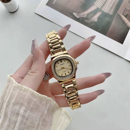 VW08 Zircon Square watch - 18k Gold PVD plated stainless steel - Anti tarnish