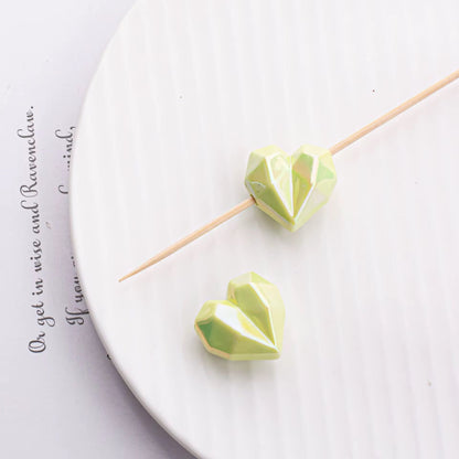 BBB 212 (g) Green Heart 3D Acrylic bead ( 1 pc ) UV Plated ( 20:21 mm )