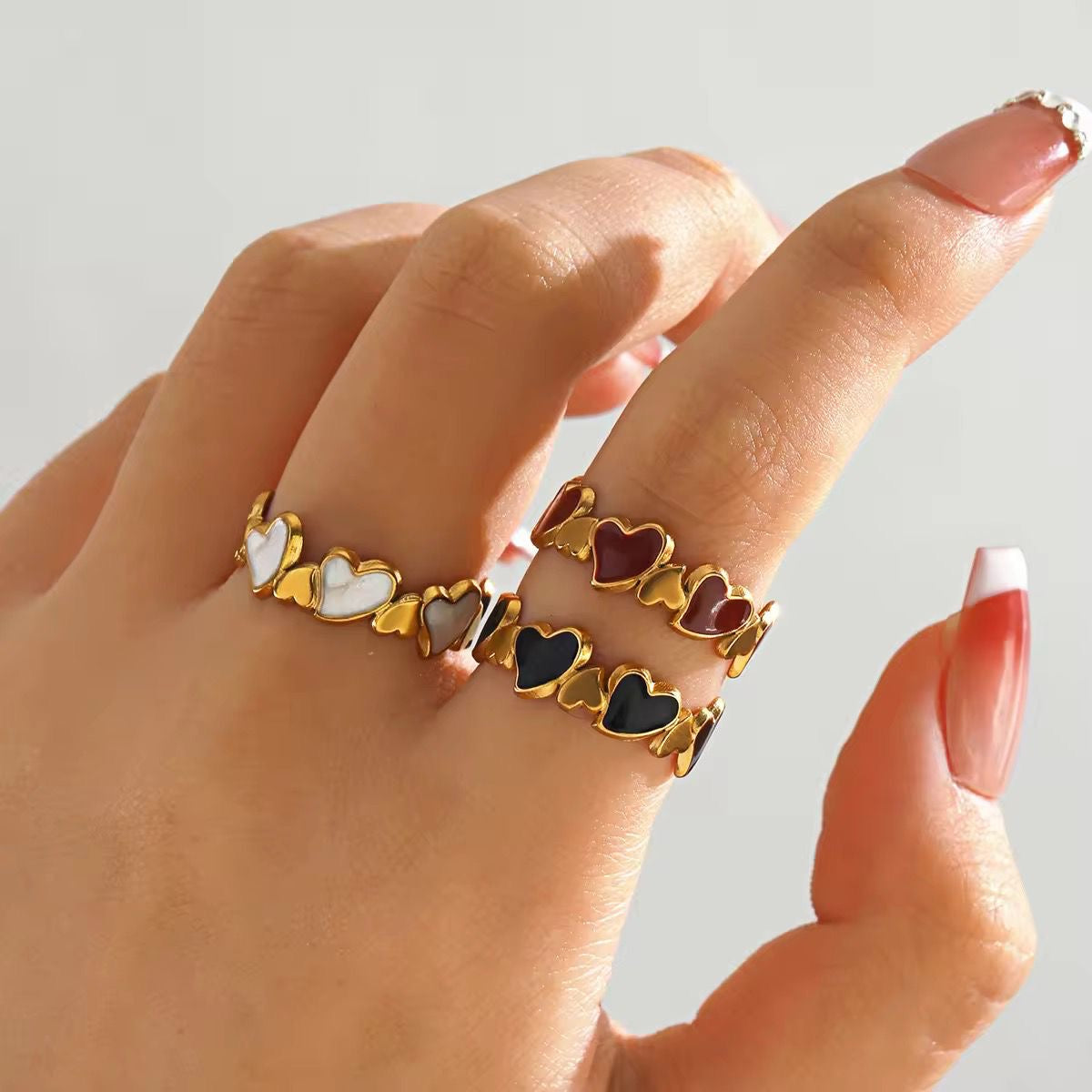 SJ 654 Hearts Vintage style Ring Adjustable - All colours available - 18k Gold PVD plated stainless steel - Anti tarnish