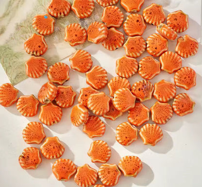 PCB13 Shell Porcelian Ceramic bead ( 1 pc ) High Shine ( 12:10 mm )