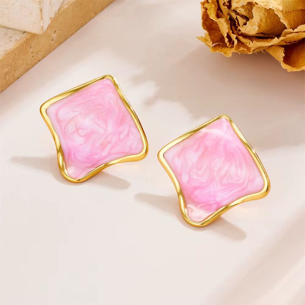 SJ 863 Pink Wavy Square stud - 18k Gold PVD plated stainless steel - A ...
