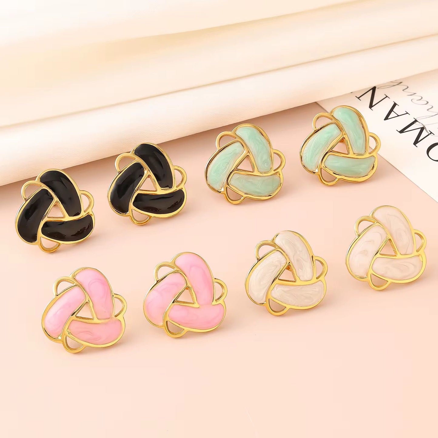 SJ 859 Pink Twisted Triangle Stud - 18k Gold PVD plated stainless steel - Anti tarnish
