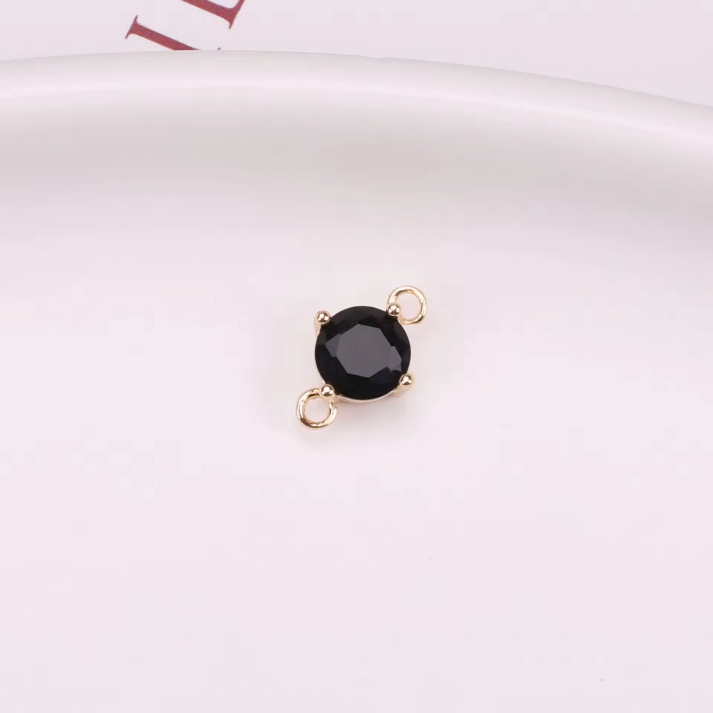 BBB 202 (D) Black CZ connector 14k gold plated ( 1 pc ) Anti tarnish
