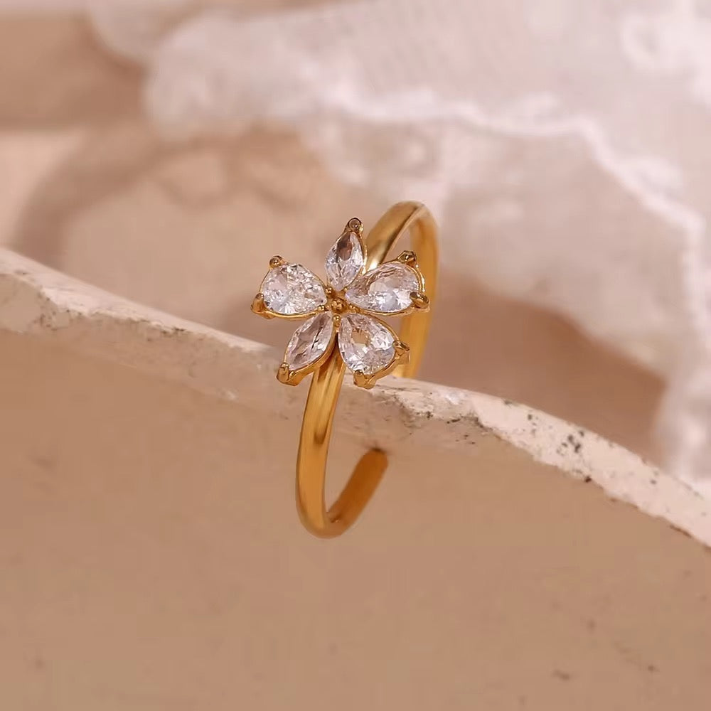 SJ 429 Floral Diamond Zircon Minimalistic Ring Adjustable - Premium 18k Gold PVD plated stainless steel - Anti tarnish - Wholesale