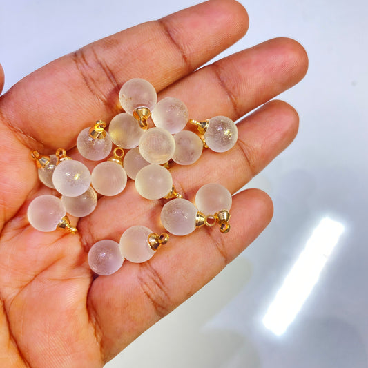GB 1022 - white glitter round glass bead - per piece