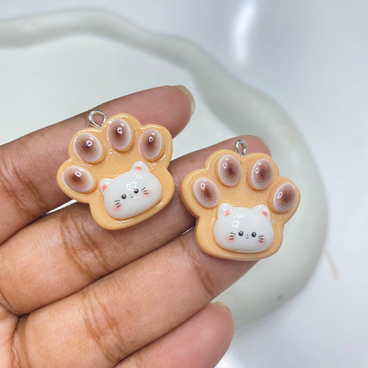 RC 2217 Brown Cat paw Resin charm with hook ( 1 pc )