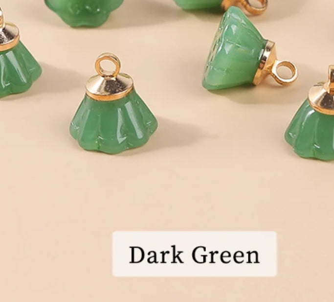 GB 1565 dark green lotus glass pendant- per piece