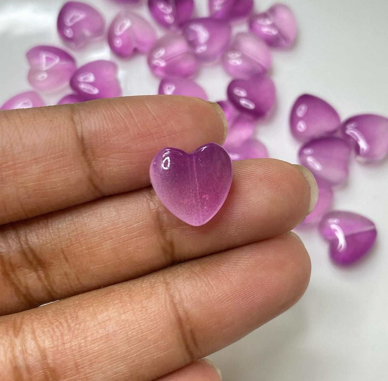 GB 1048 - purple heart glass bead - per piece