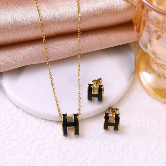 NSJ19B H pendant set Necklace -  18k Gold PVD plated 316 stainless steel - Anti tarnish
