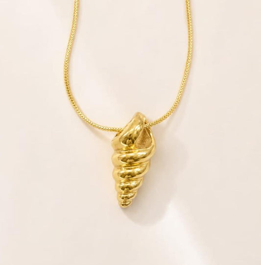 BSJ34A conch necklace - 18K Gold PVD plated