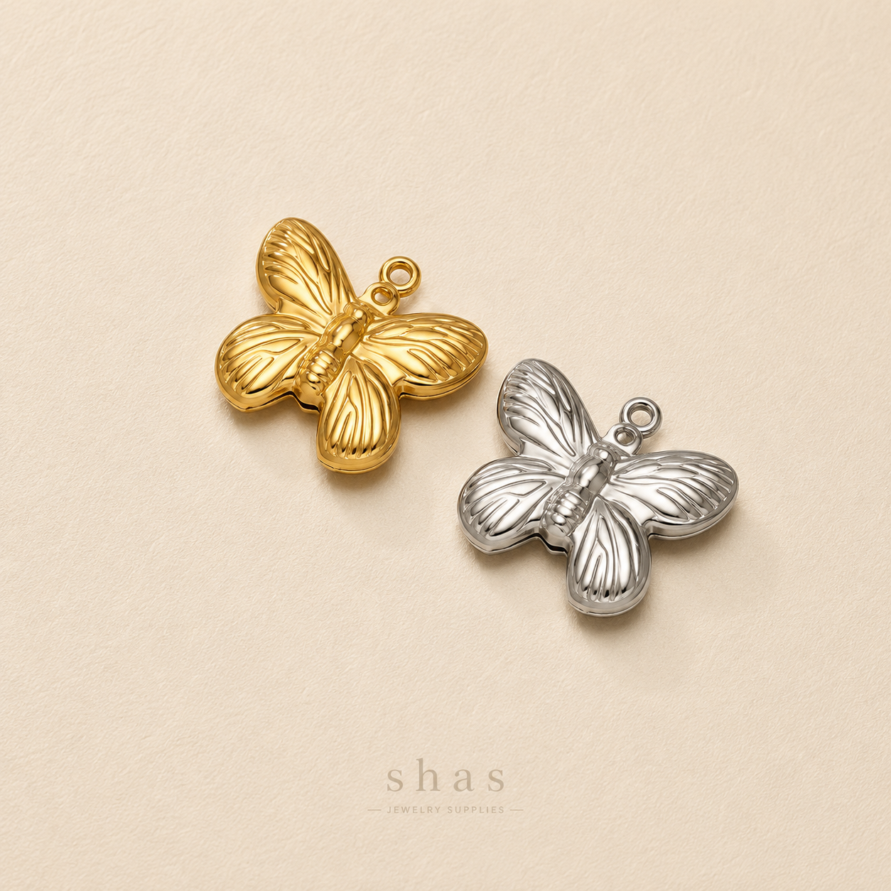 SC16G Butterfly charm 18k Gold PVD 316 stainless steel ( 1 pc ) Anti tarnish
