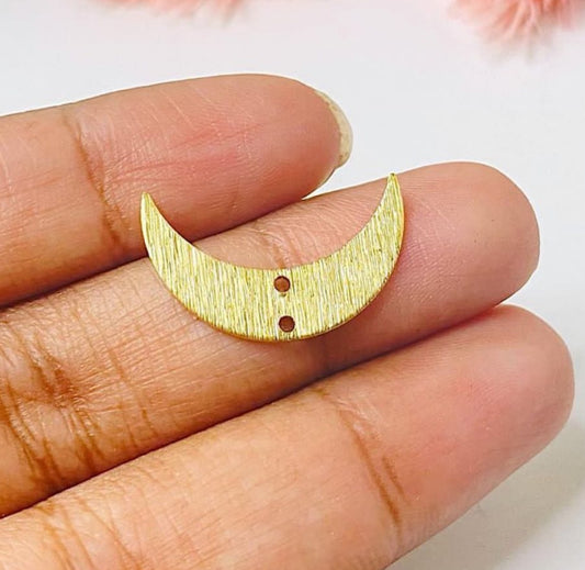 B 4 Textured Moon connector ( 1 pc )