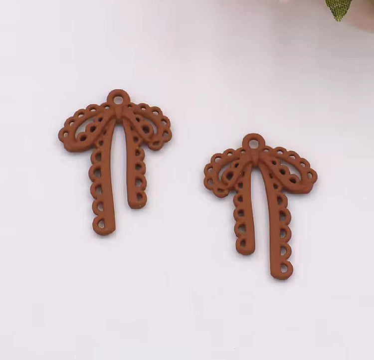 APC04X Bow Spray painted Charm ( 1 pc ) High Quality Alloy ( 28:20 mm )