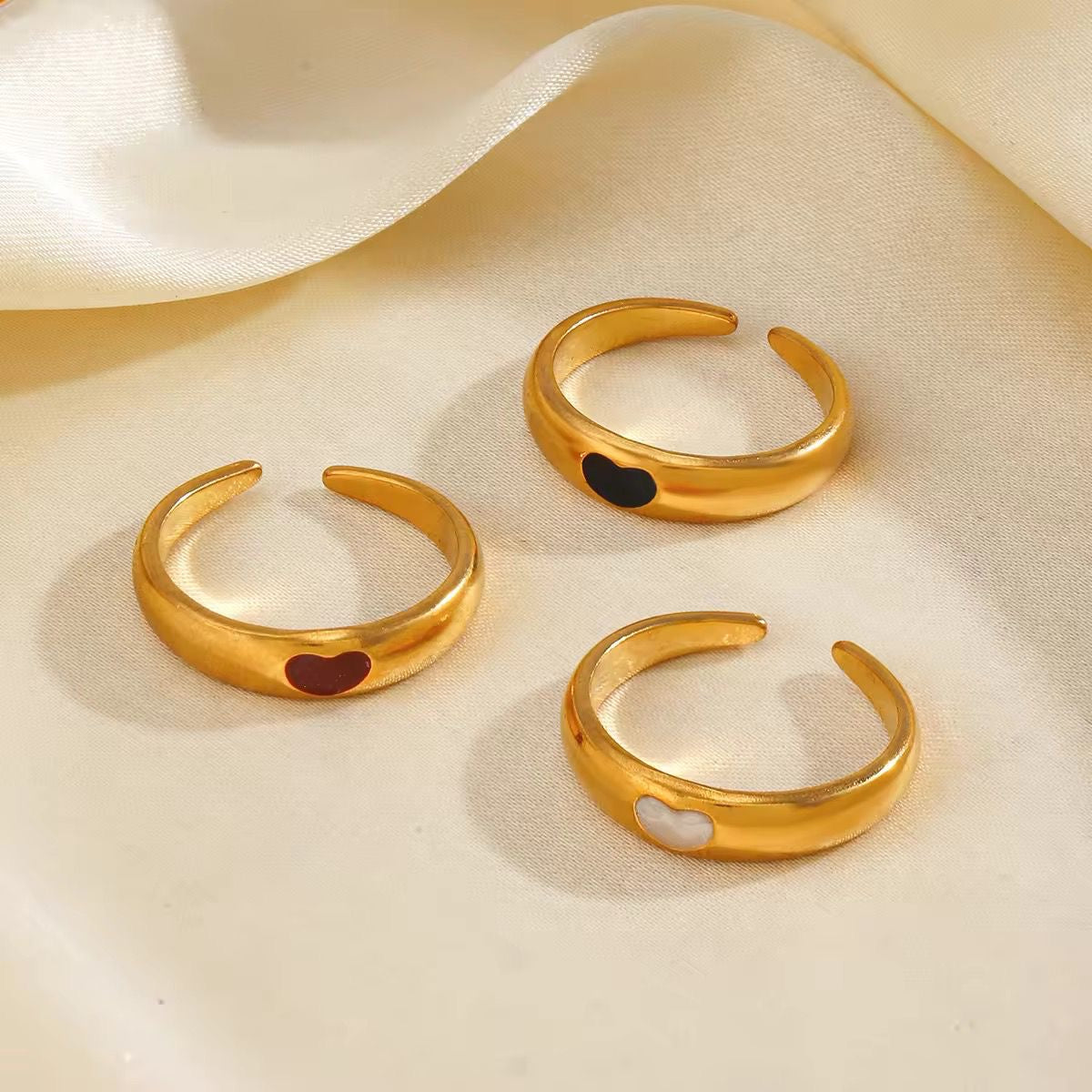 RSJ15D Enamel ring  -  18k Gold PVD plated 316 stainless steel - Anti tarnish