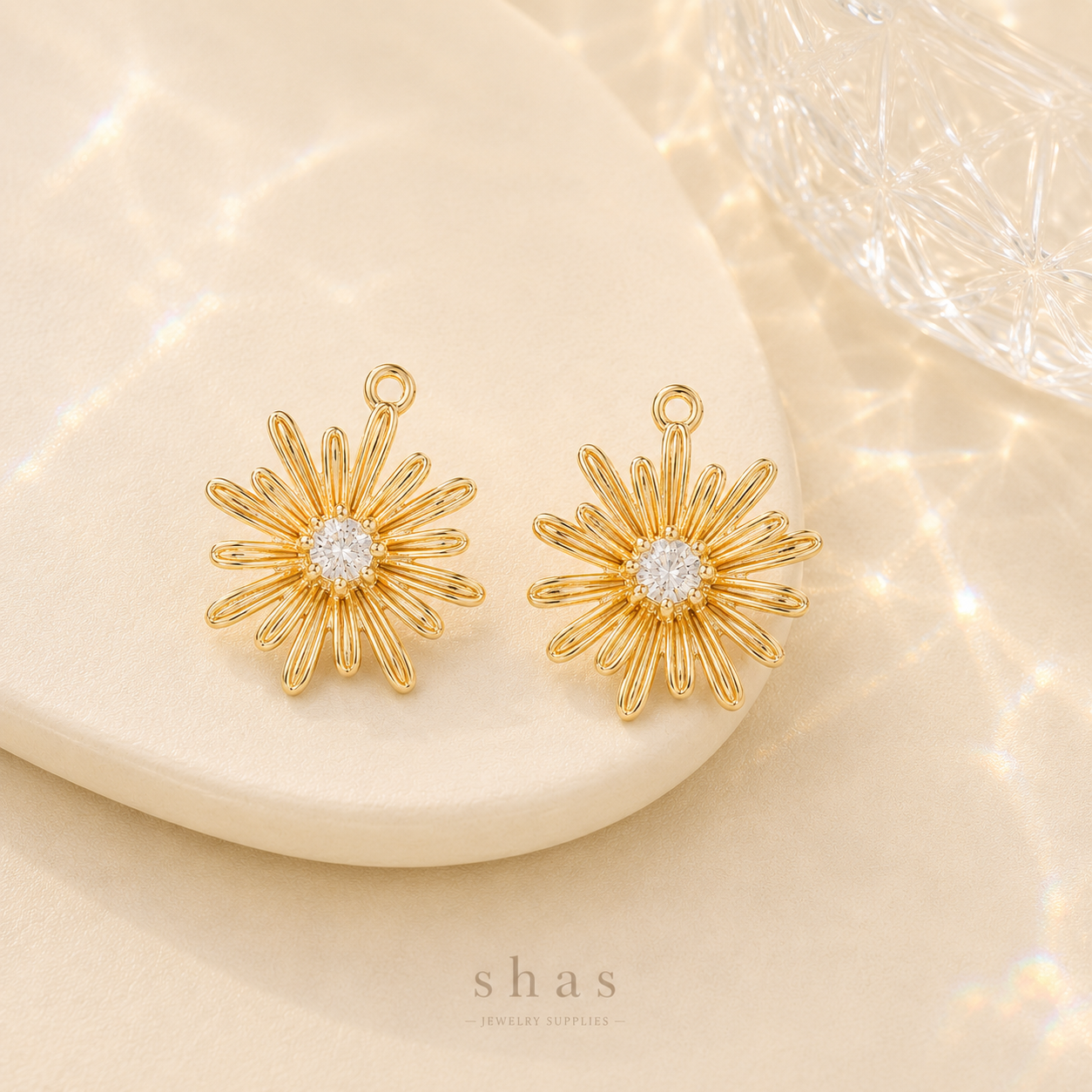 GPC14F Flower Zircon charm 14k gold plated ( 1 pc ) Anti tarnish