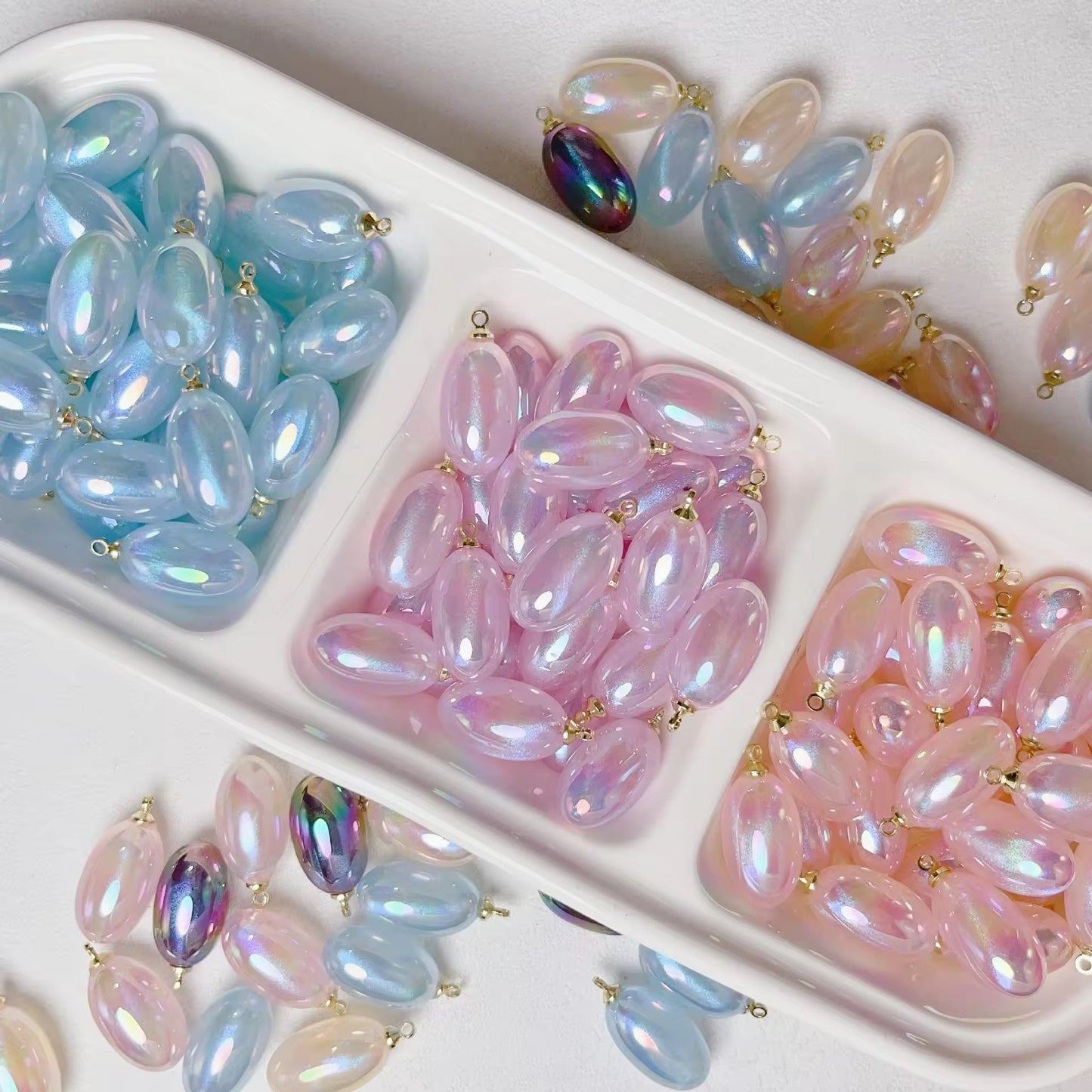 AB06 Mermaid water drop oval Bead iridescent pendant charm ( 1 pc ) UV Plated Acrylic