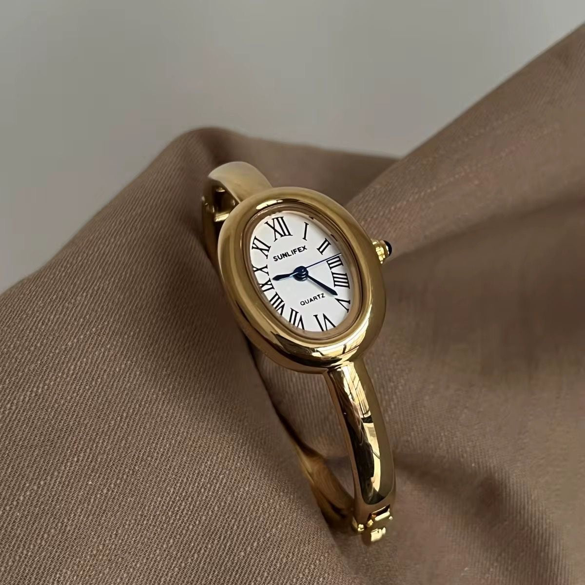 VW02 Cartier Inspired Stainless steel Watch - 18k Gold PVD plated stainless steel - Anti tarnish