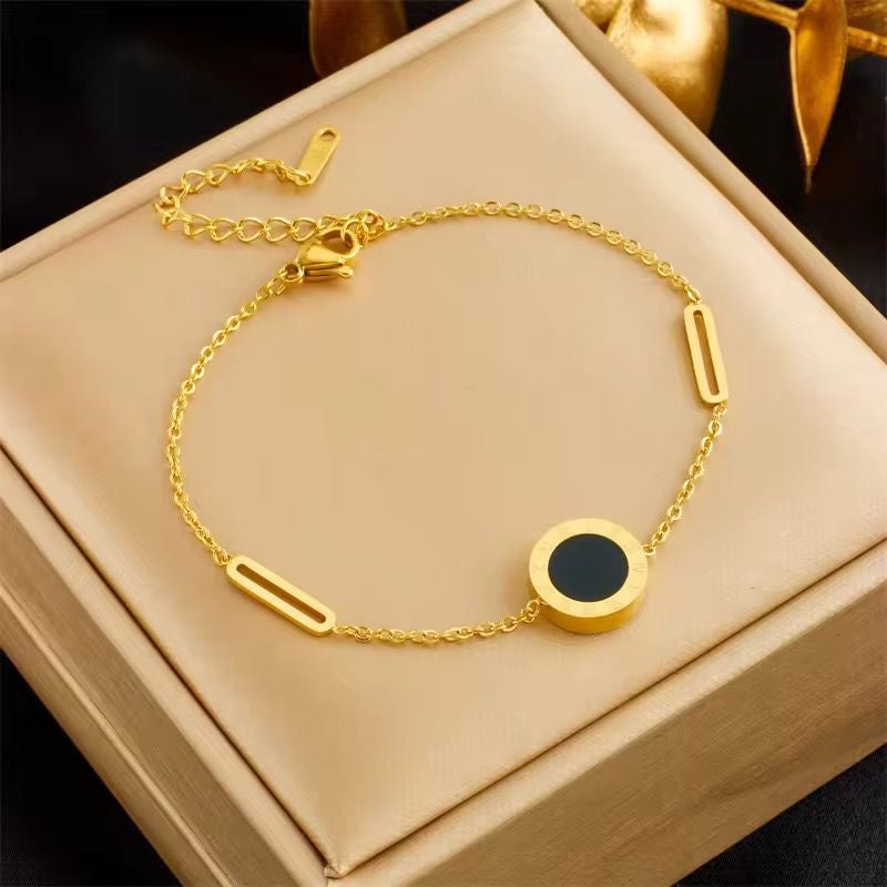 SJ 530 Roman modern bracelet - 18k Gold PVD plated stainless steel - Anti tarnis