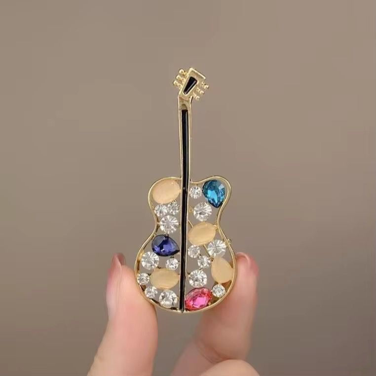 BR 63 Guitar Zircon Brooch ( 1 PC ) Anti Resistant