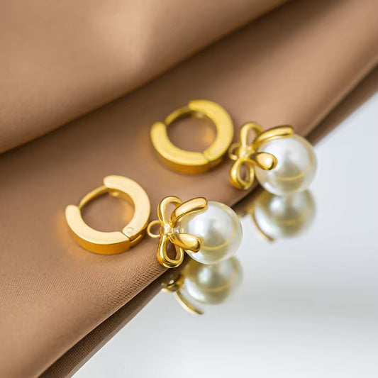 SS 183 Bow pearl hoops - 18k gold plated stainless steel - Anti tarnish - Wholesale