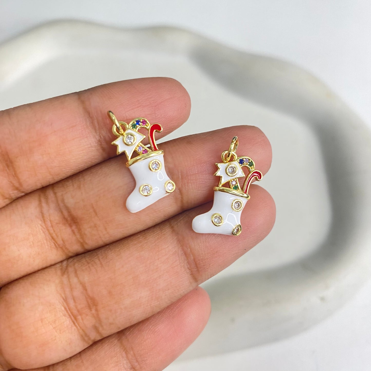 GPC 09 (A) Socks Christmas Zircon charm 18k gold plated ( 1 pc ) Anti tarnish ( 17:13 mm )