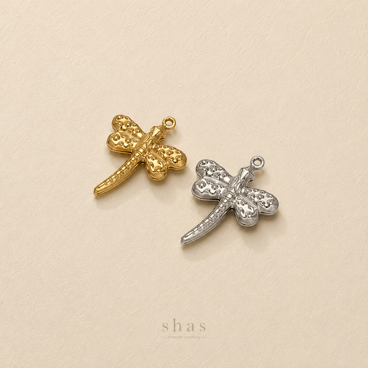 SC16I Dragonfly charm 18k Gold PVD 316 stainless steel ( 1 pc ) Anti tarnish