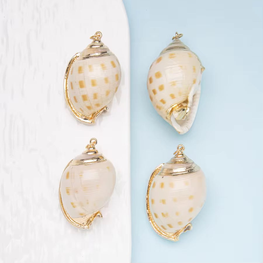 CZ 2378 Conch shell 18k gold plated charm ( 1 pc ) - anti tarnish