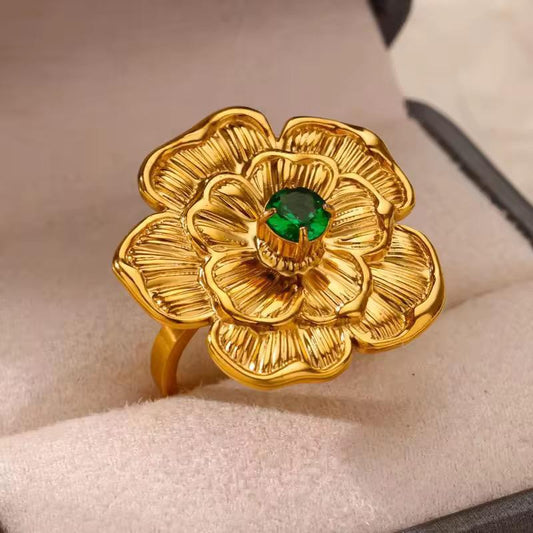RSJ29F Emerald Chunky Flower ring - 18K Gold PVD plated