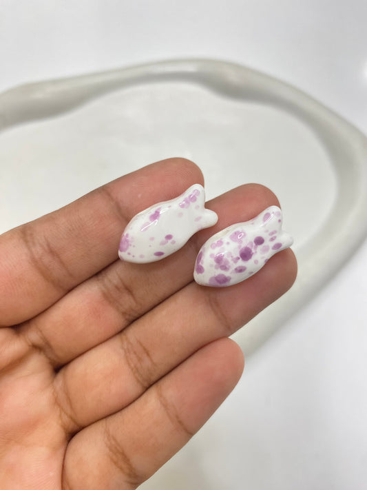 BBB 054 (a) Purple Fish porcelain ceramic bead ( 1 pc )