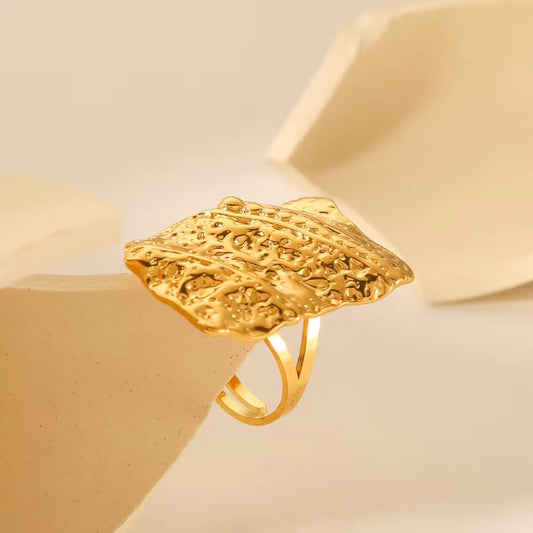 SJ 503 Chunky style Fashion Hammered ring adjustable - 18k Gold PVD plated stainless steel - Anti tarnish - Wholesale