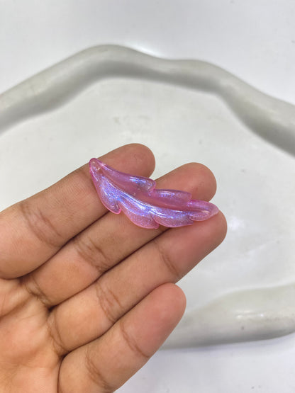 BBB 064 Long petal Transparent luminous Acrylic bead ( 1 pc )