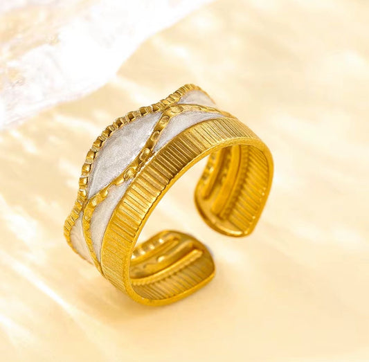 SJ 901 Wavy Textured White Enamel Ring Adjustable - 18k Gold PVD plated stainless steel - Anti tarnish