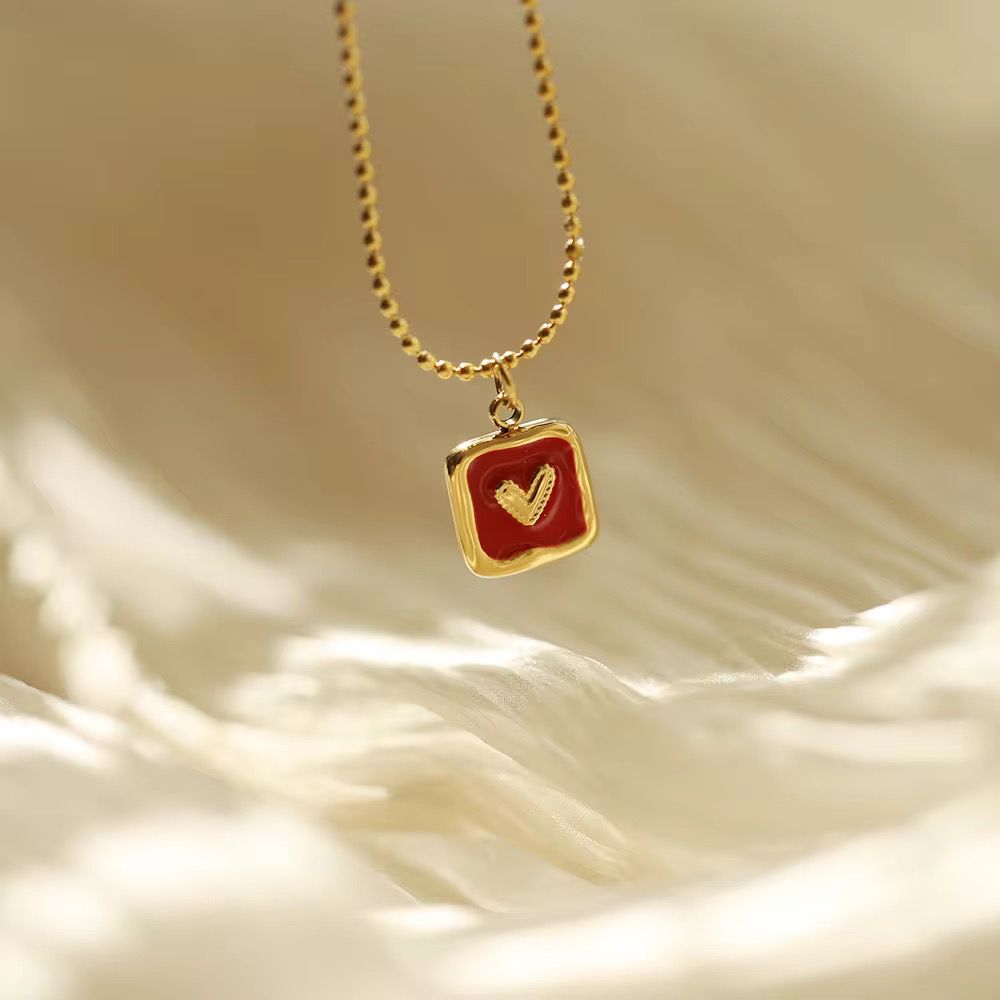 NSJ42A Crimson Red Heart Necklace 18k gold PVD plated