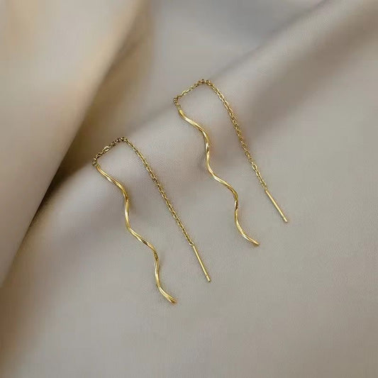 SJ 540 Wavy Minimalistic threader - 18k Gold PVD plated stainless steel - Anti tarnish