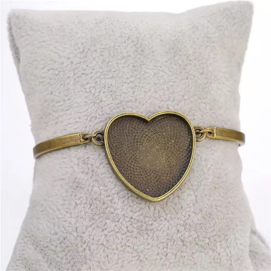 BBB 422 (d) Bracelet Bronze cabochon ( 1 pc ) tarnish resistant