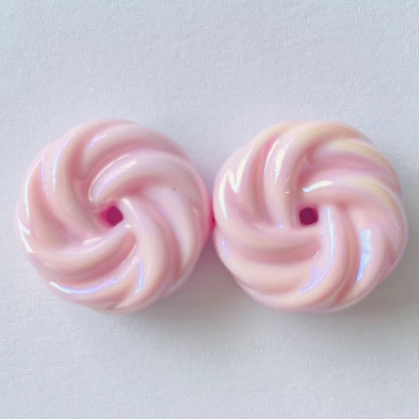 BBB 304 (d) Light Pink Holographic Shiny  Bead ( 1 pc ) UV Plated Acrylic ( 18 mm )