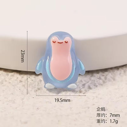 BBB 315 (b) Penguin Ocean Resin charm ( 1 pc ) with Hook