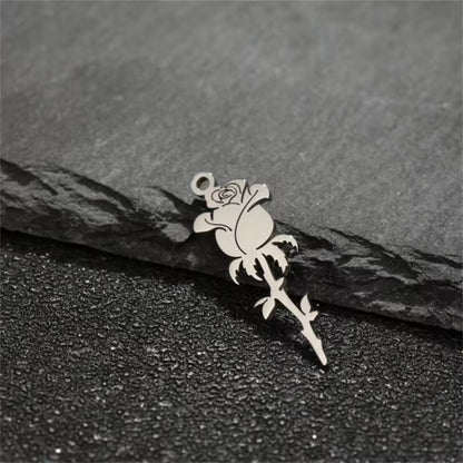 SC14C Rose Dainty Charm 18k gold PVD 316 Stainless steel ( 1 pc ) Anti tarnish ( 25*7mm )