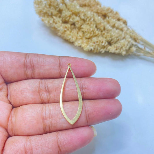 SS 177 Hollow tear drop ( 1 pc )