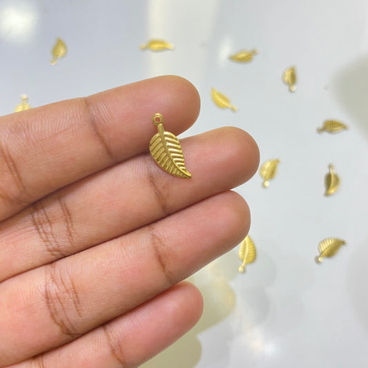 SS 1055 Leaf charm