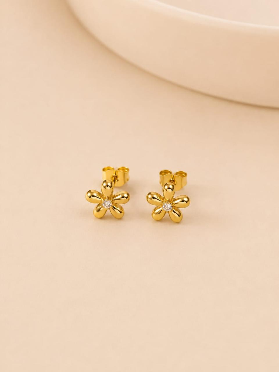 ESJ27A Flower zircon stone Stud - 18K GOLD PVD plated